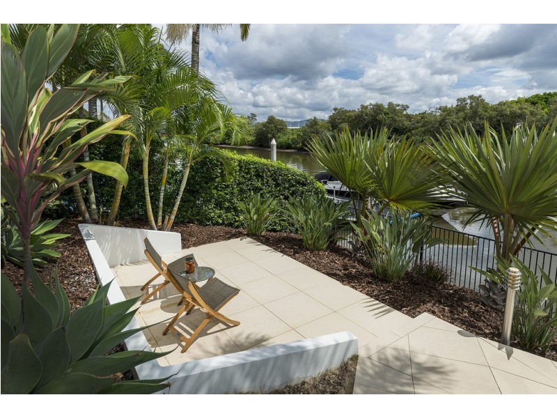 2342 Cressbrook Drive, Hope Island QLD 4212