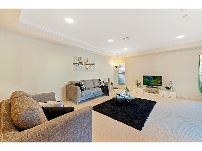 2559 Cressbrook Drive, Hope Island QLD 4212