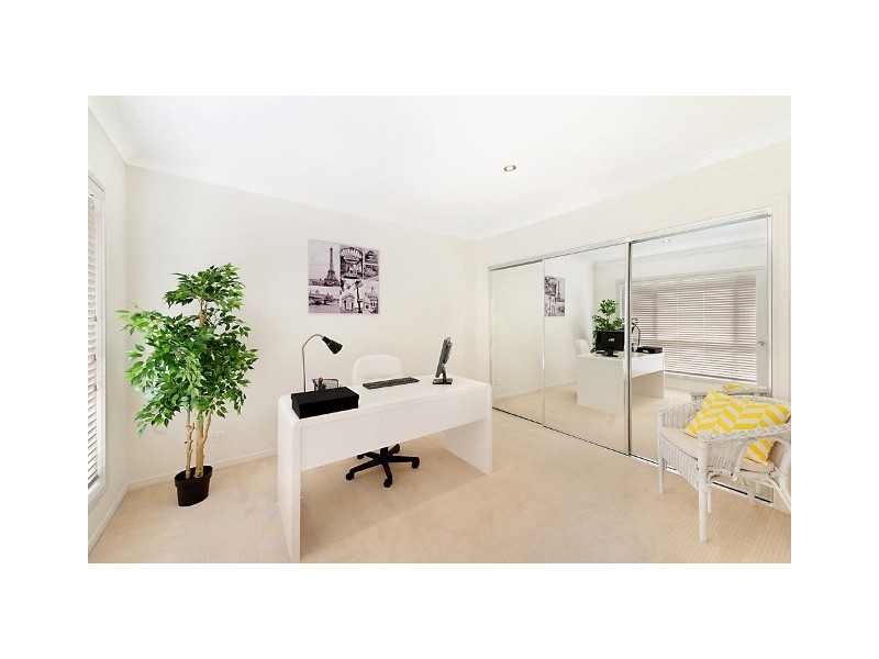 2559 Cressbrook Drive, Hope Island QLD 4212