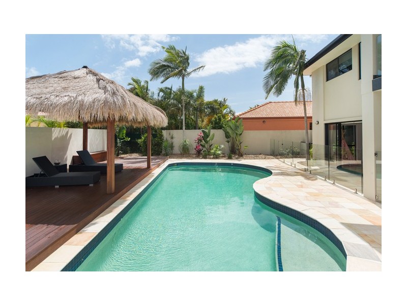 1650 Riverdale Drive, Hope Island QLD 4212