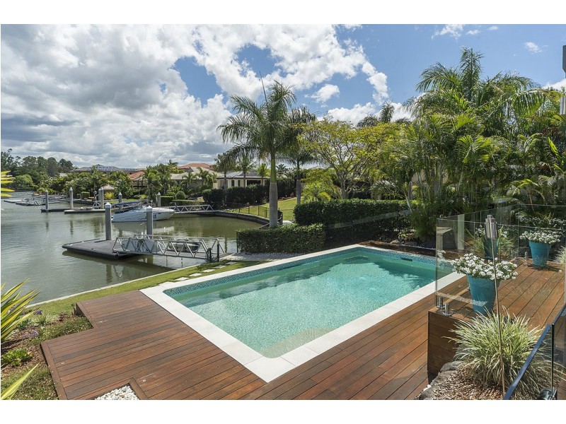 2112 Carlton Drive, Hope Island QLD 4212