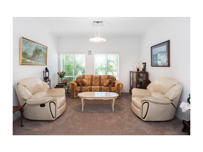 1622 Riverdale Drive, Hope Island QLD 4212