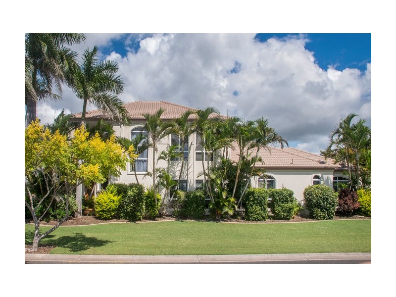 1622 Riverdale Drive, Hope Island QLD 4212