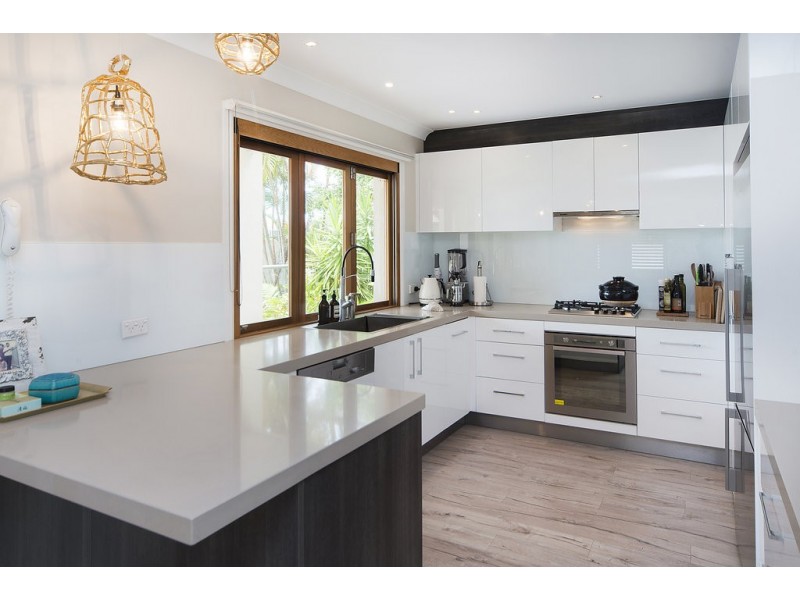 1071 Killymoon Drive, Hope Island QLD 4212