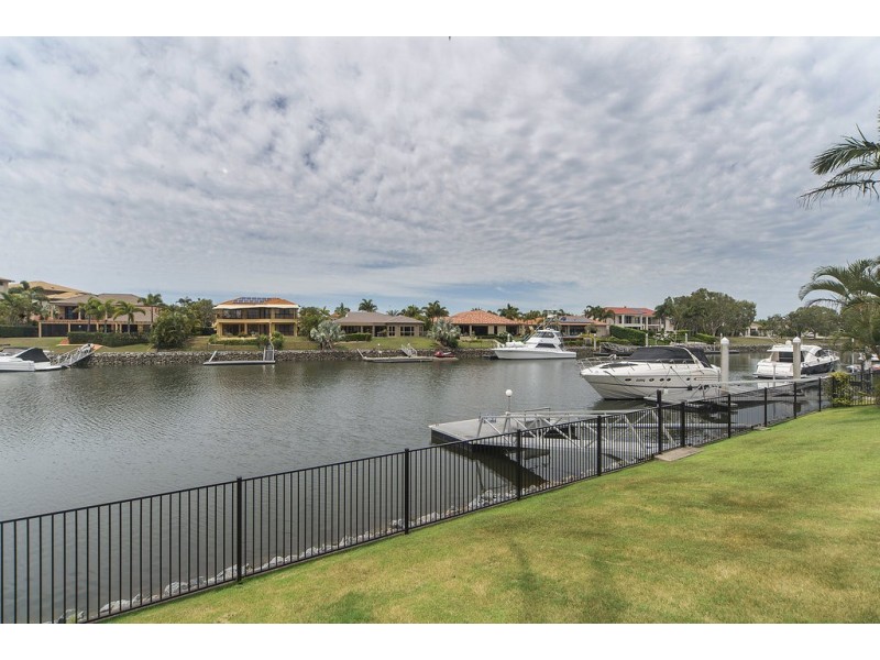 1071 Killymoon Drive, Hope Island QLD 4212