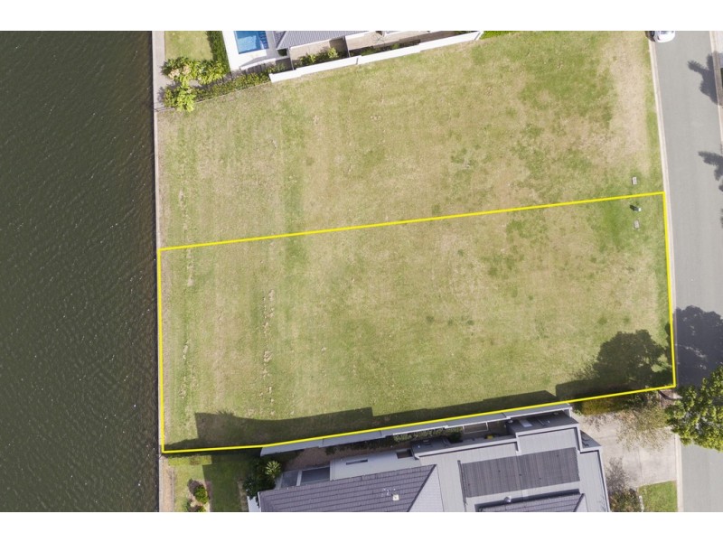 6183 Bolsena Circuit, Hope Island QLD 4212