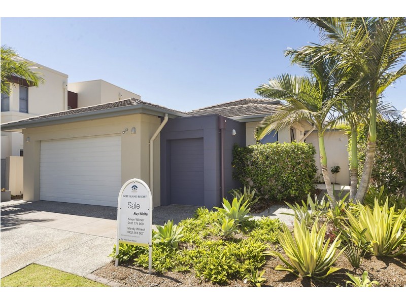 6142 Bolsena Circuit, Hope Island QLD 4212