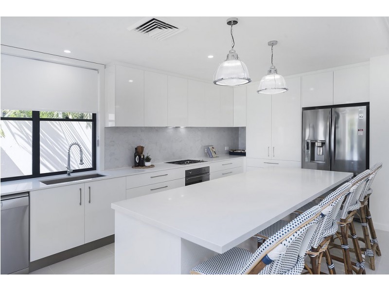 6157 Bolsena Circuit, Hope Island QLD 4212