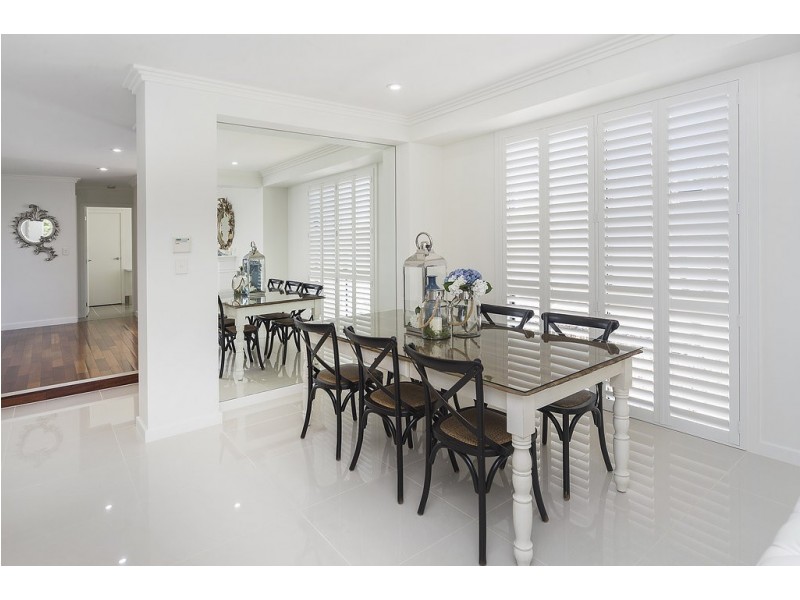 6157 Bolsena Circuit, Hope Island QLD 4212