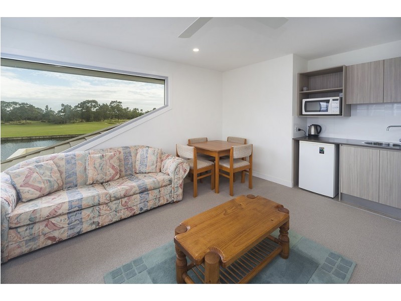 7636 Fairway Boulevard, Hope Island QLD 4212