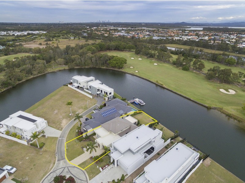 7636 Fairway Boulevard, Hope Island QLD 4212