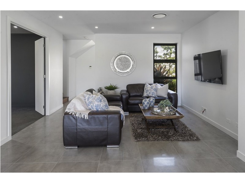 7647 Fairway Boulevard, Hope Island QLD 4212