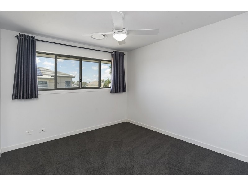 7647 Fairway Boulevard, Hope Island QLD 4212