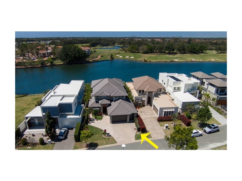 6177 Murten Court, Hope Island QLD 4212