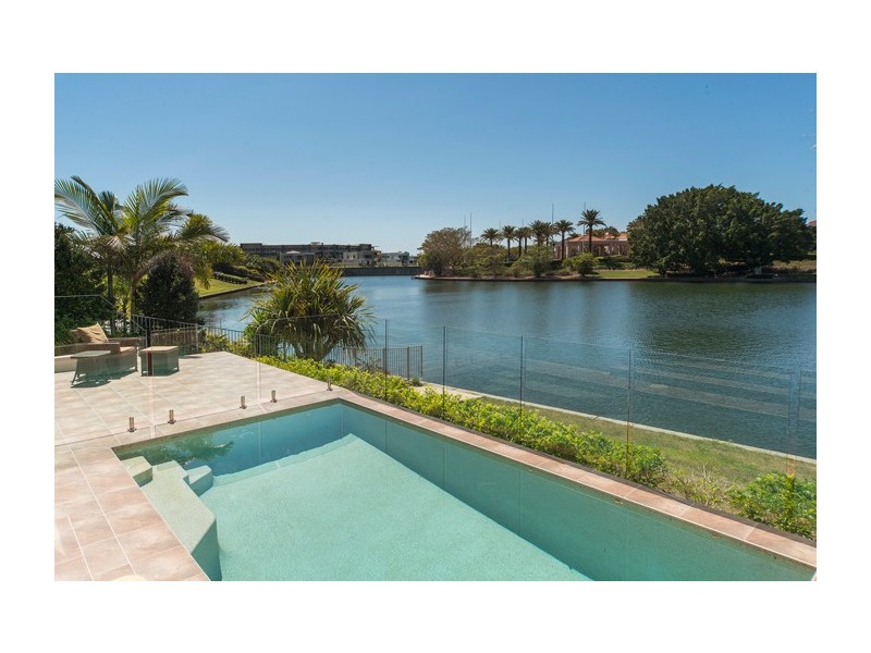 6177 Murten Court, Hope Island QLD 4212