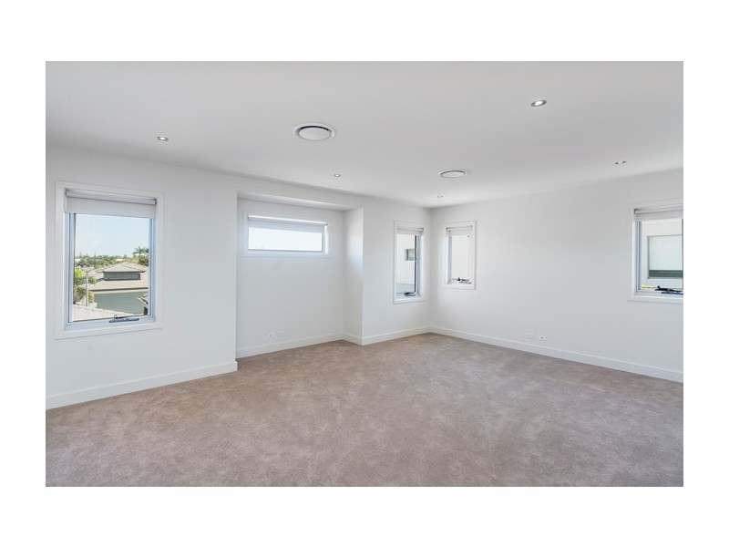 6177 Murten Court, Hope Island QLD 4212