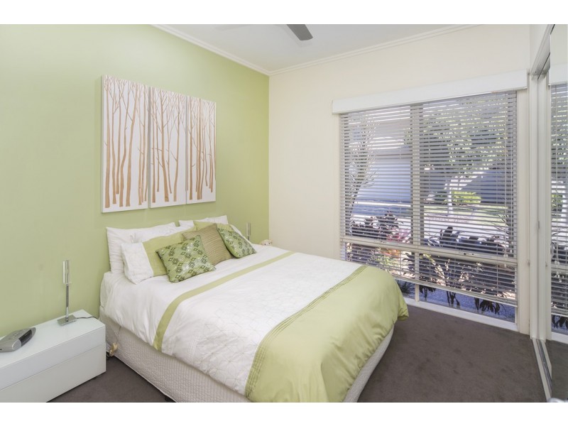 6116 Trasimeno Avenue, Hope Island QLD 4212