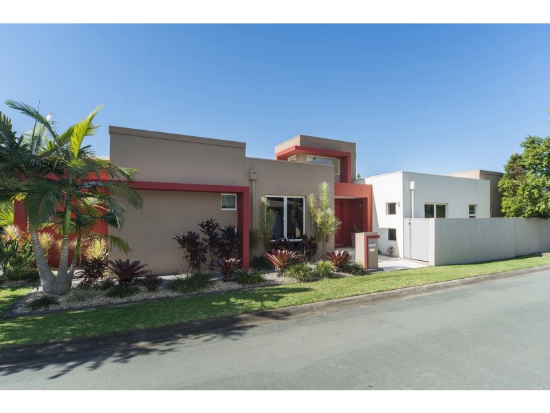 6116 Trasimeno Avenue, Hope Island QLD 4212