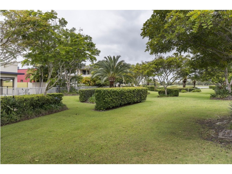 6035 Lucerne Circuit, Hope Island QLD 4212