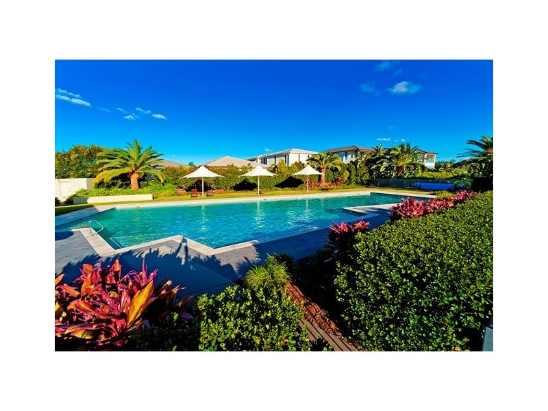 6035 Lucerne Circuit, Hope Island QLD 4212