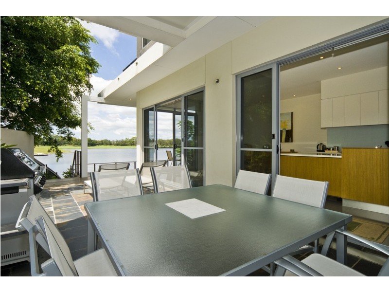 6063 Lugano Drive, Hope Island QLD 4212