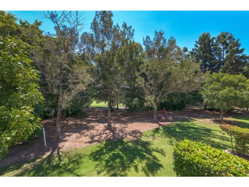 8862 Magnolia Drive East, Hope Island QLD 4212