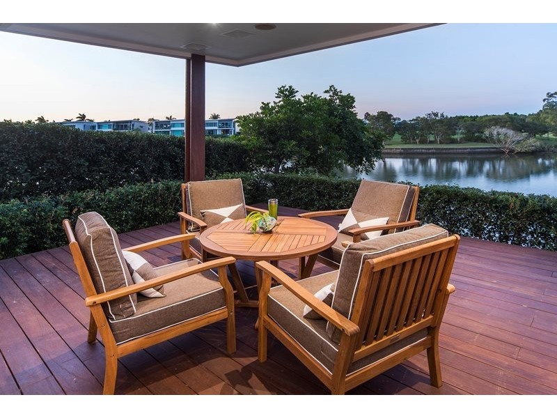 7679 Fairway Boulevard, Hope Island QLD 4212