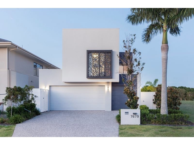 7679 Fairway Boulevard, Hope Island QLD 4212