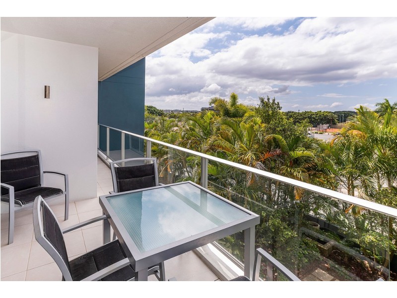 1316/2 Activa Way, Hope Island QLD 4212