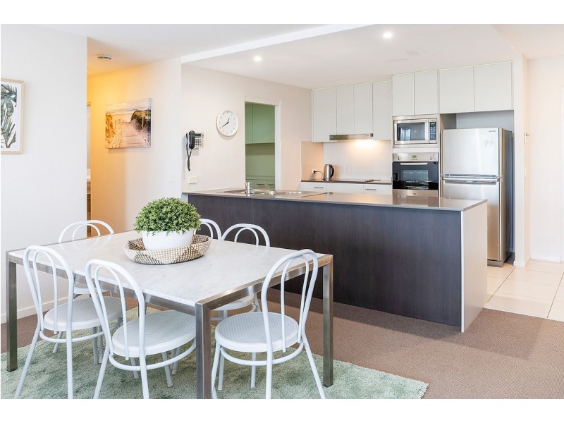 1316/2 Activa Way, Hope Island QLD 4212