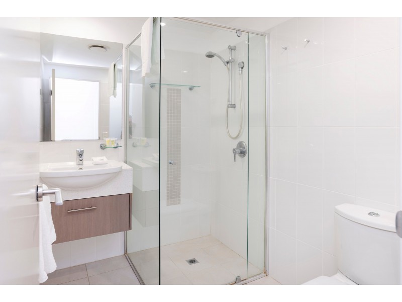 1316/2 Activa Way, Hope Island QLD 4212