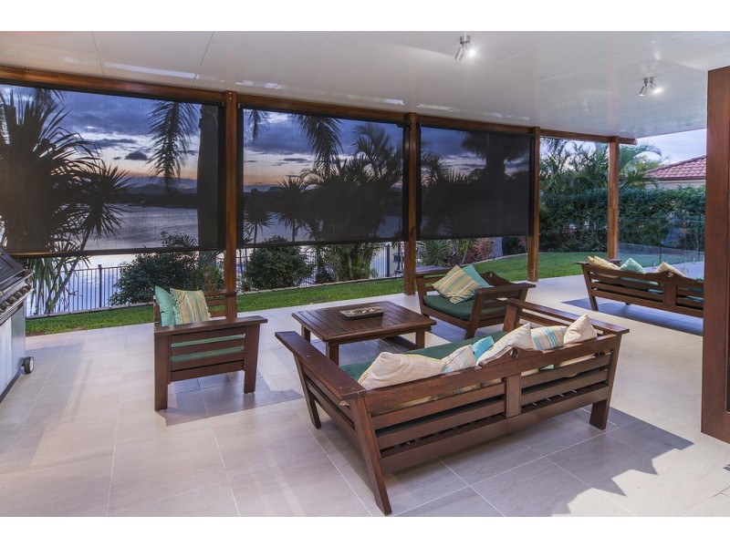 38 John Dalley Drive, Helensvale QLD 4212