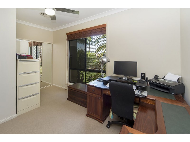 38 John Dalley Drive, Helensvale QLD 4212