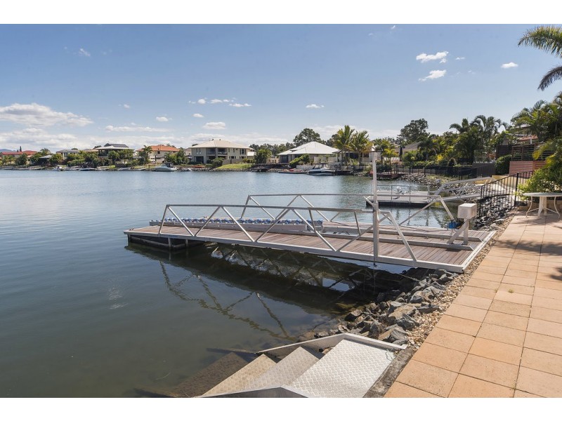 38 John Dalley Drive, Helensvale QLD 4212
