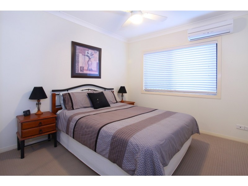 31 John Dalley Drive, Helensvale QLD 4212