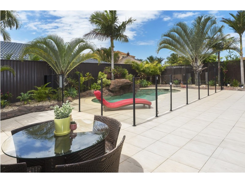 21 John Dalley Drive, Helensvale QLD 4212