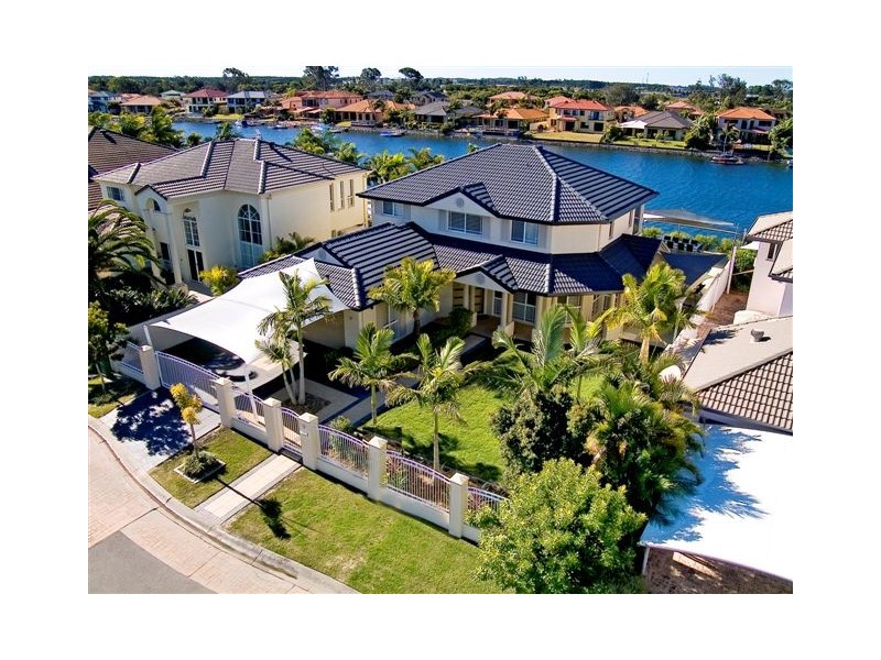 9 Prosperity Drive, Helensvale QLD 4212