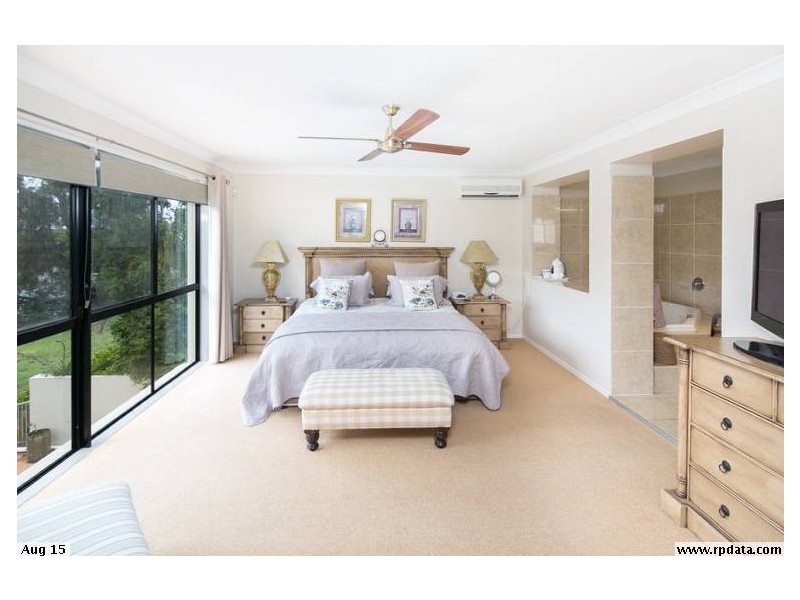 19 Tranquility Circuit, Helensvale QLD 4212