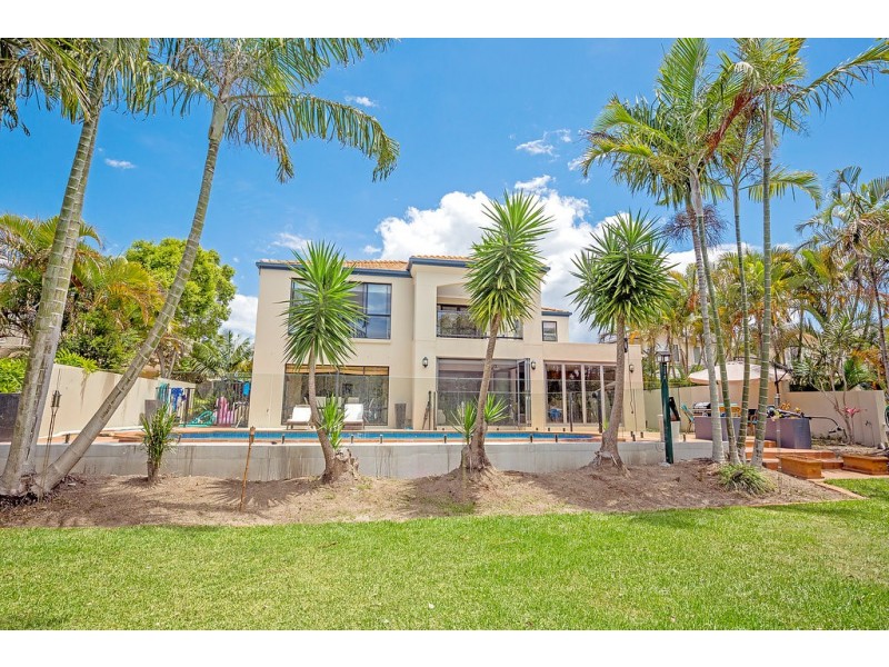19 Tranquility Circuit, Helensvale QLD 4212