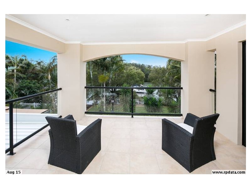 19 Tranquility Circuit, Helensvale QLD 4212