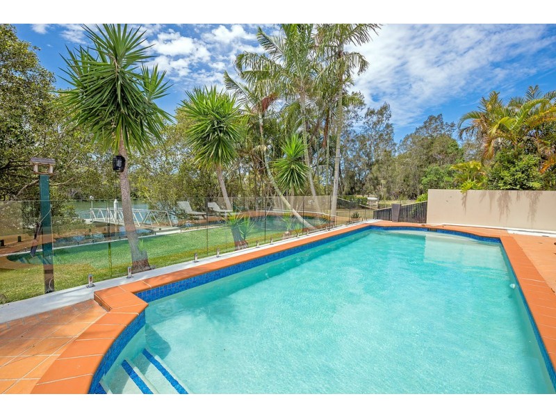 19 Tranquility Circuit, Helensvale QLD 4212