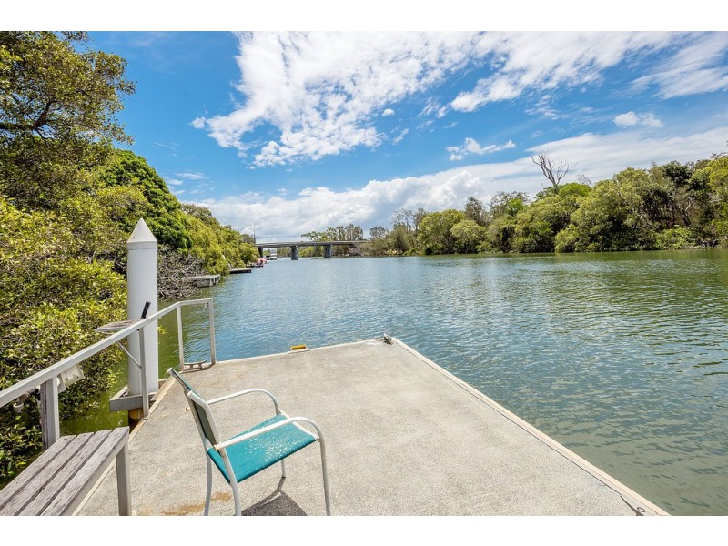 19 Tranquility Circuit, Helensvale QLD 4212