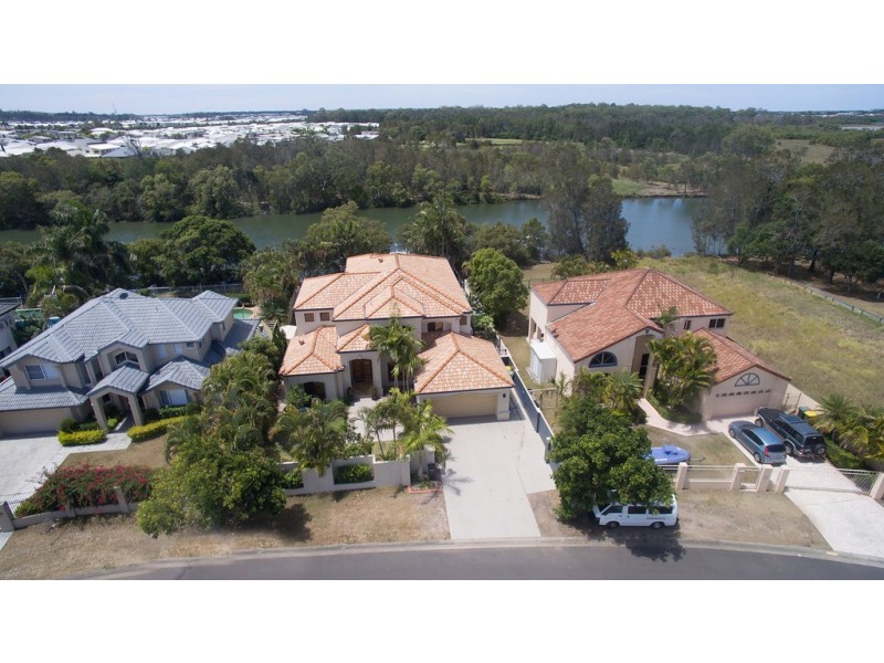 19 Tranquility Circuit, Helensvale QLD 4212