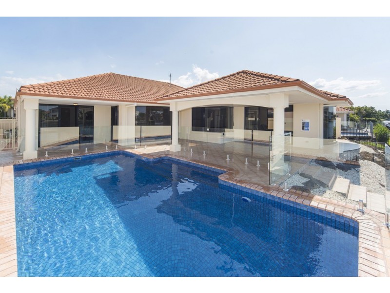17 Windchimes Way, Helensvale QLD 4212