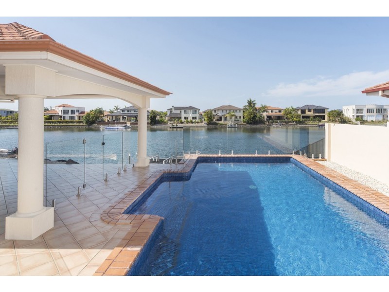 17 Windchimes Way, Helensvale QLD 4212