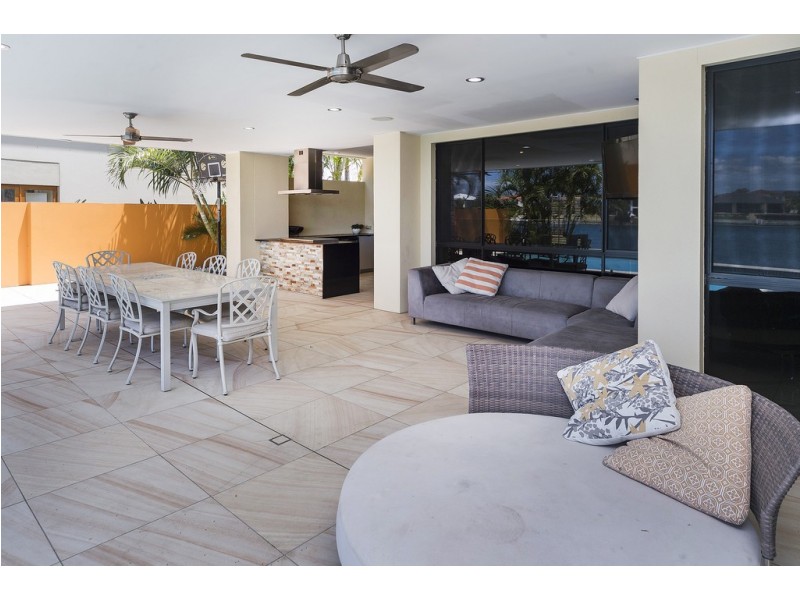 12 Windchimes Way, Helensvale QLD 4212
