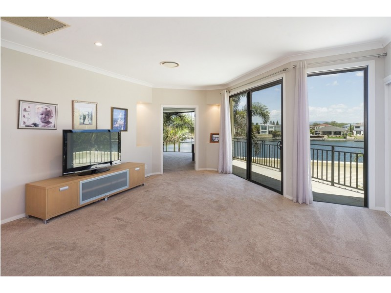 12 Windchimes Way, Helensvale QLD 4212