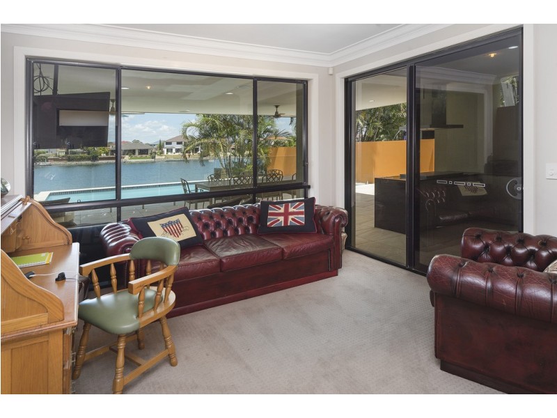 12 Windchimes Way, Helensvale QLD 4212