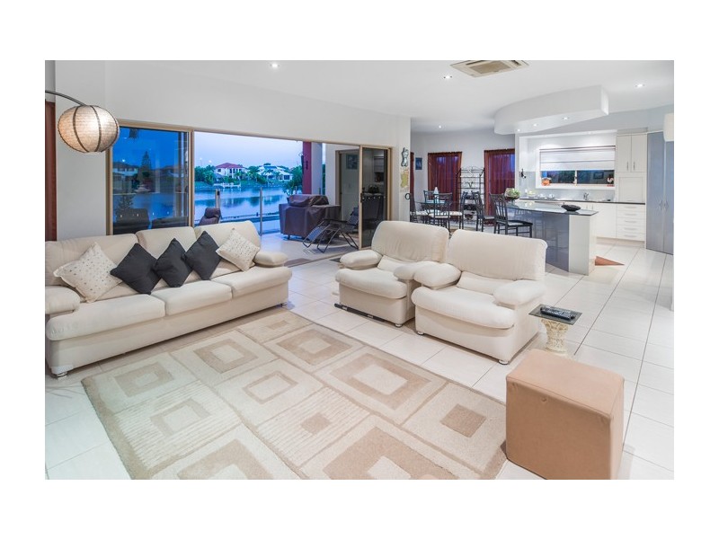 92 The Peninsula, Helensvale QLD 4212