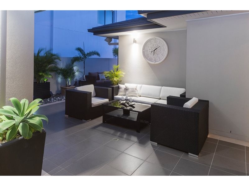 12 Parkview Place, Helensvale QLD 4212